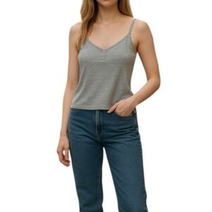 PINK ROSE Grey Waffle Knit Cropped Tank Top Flowy Decorative Buttons Size M